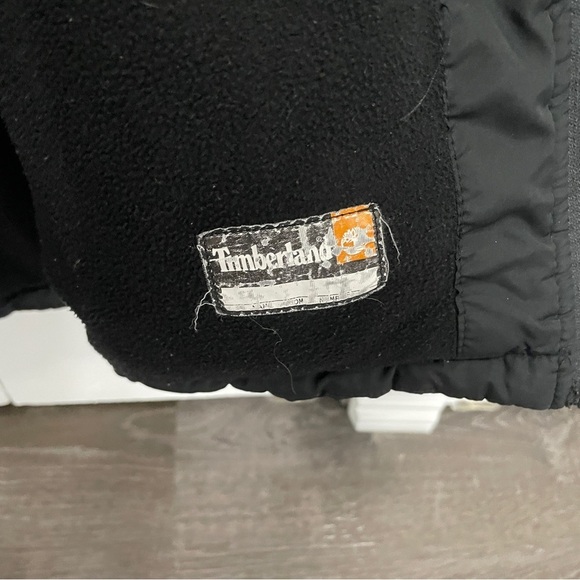 Timberland Black Full Zip Puffer Jacket - Picture 10 of 15